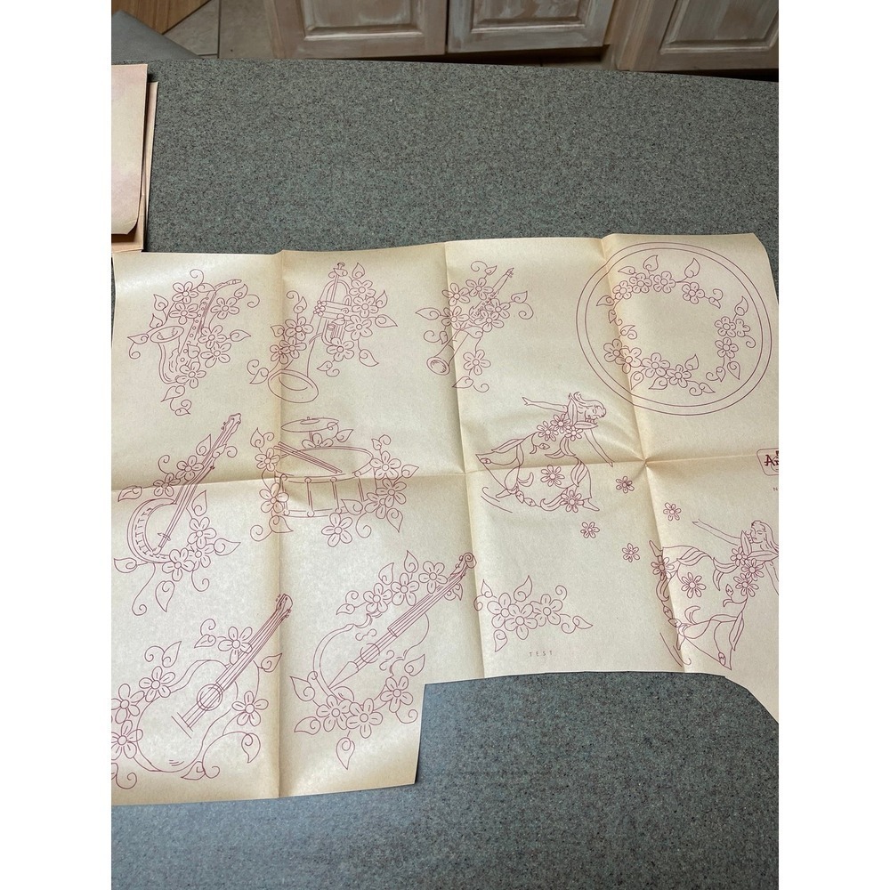 Vintage Artex transfer designs - Picture 6 of 10